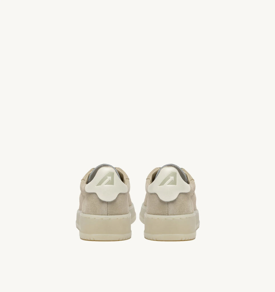 AUTRY Sneakers Dallas Low in  Suede Sabbia