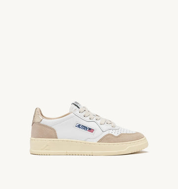AUTRY Sneakers Medalist Low In Pelle Bianca e Oro e Suede Beige