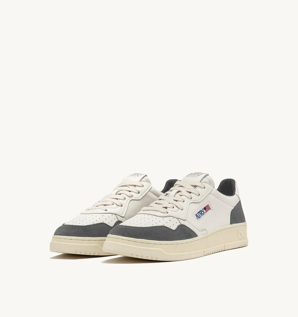 AUTRY Sneakers Medalist Low in Pelle Bianca e Suede Grigio