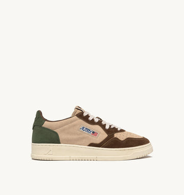 AUTRY Sneakers Medalist Low Tricolor in Suede Beige Marrone e Verde