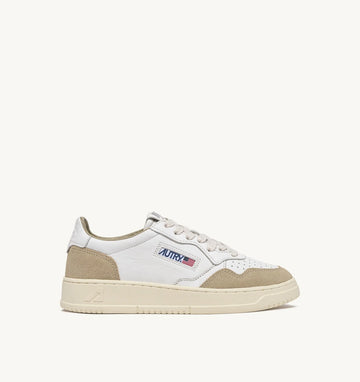 AUTRY Sneakers Medalist Low In Pelle e Suede Colore Bianco e Sponge