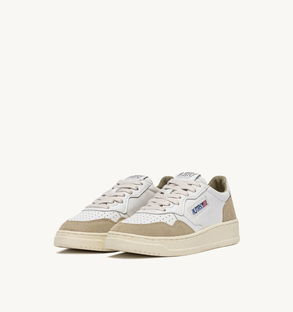 AUTRY Sneakers Medalist Low In Pelle e Suede Colore Bianco e Sponge