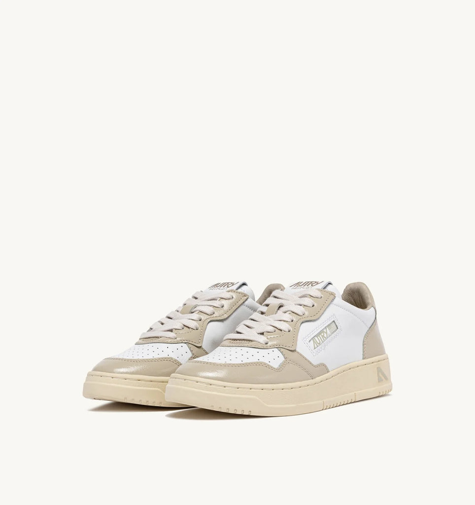 AUTRY Sneakers Medalist Low In Pelle Bianca e Beige