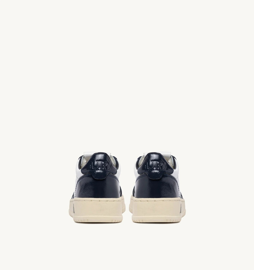 AUTRY Sneakers Medalist Low In Pelle Bianca e Blu notte