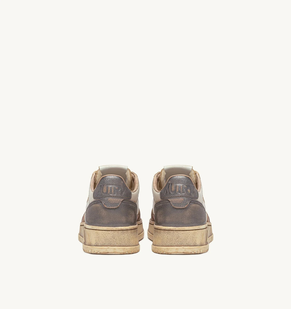 AUTRY Sneakers Medalist Low Super Vintage in Pelle Bianca Rosa e Grigio