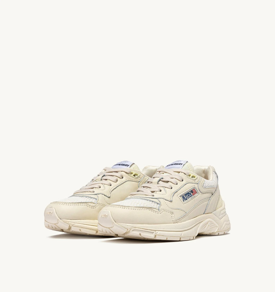 AUTRY Sneakers Hyperway in Mesh e Pelle Whisper White