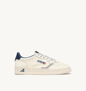 AUTRY Sneakers Medalist Low in Pelle Blue Depths e Vapor