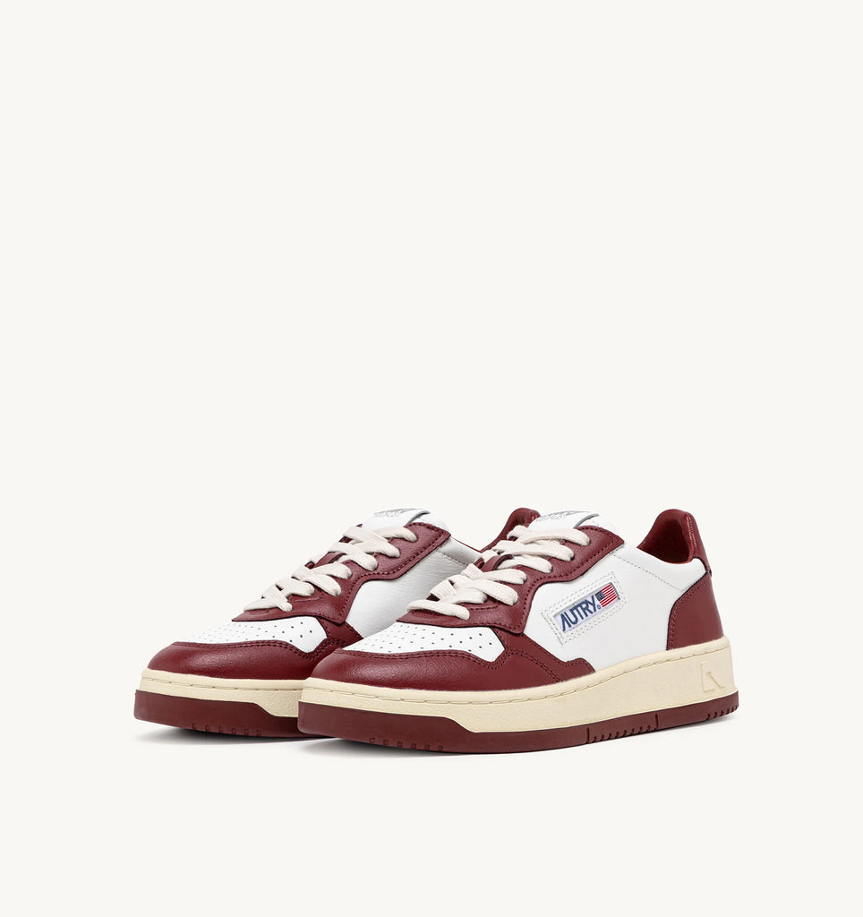 AUTRY Sneakers Medalist Low In Pelle Bianco Bordeaux