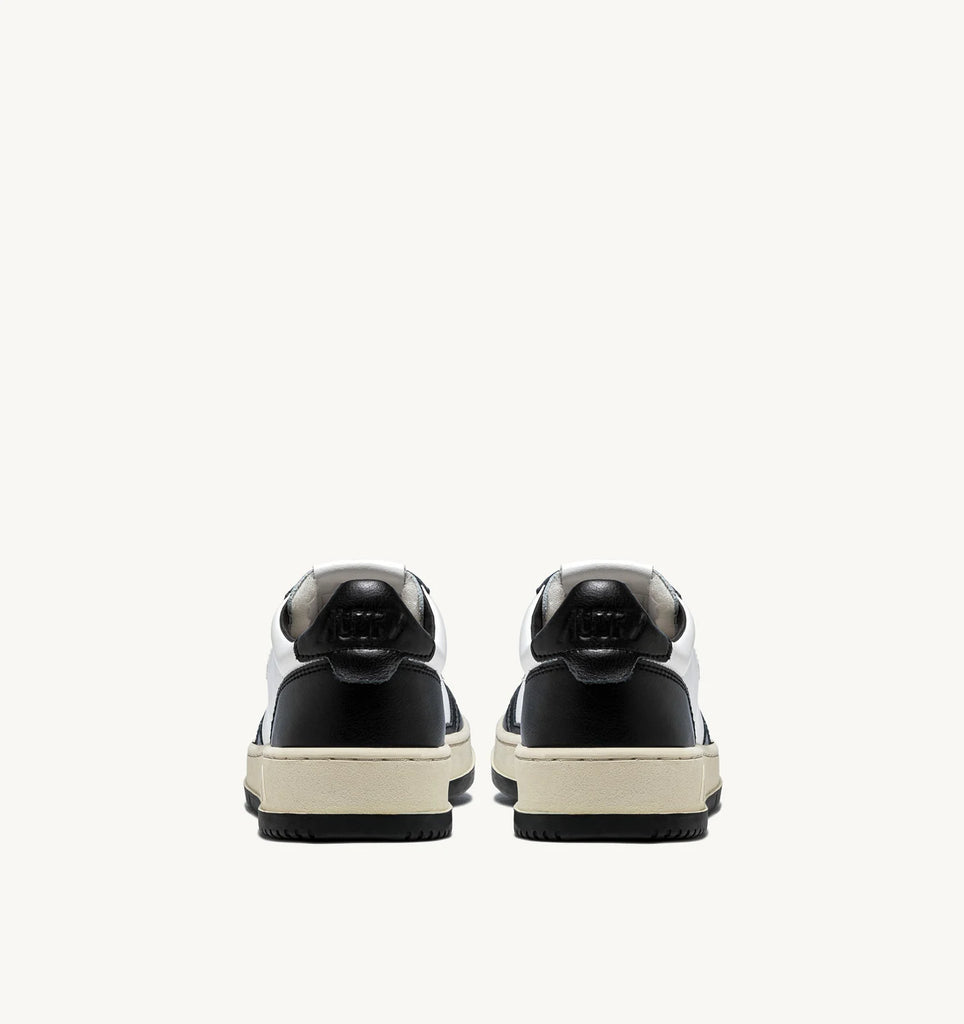 AUTRY Sneakers Medalist Low in Pelle Bianco Nero