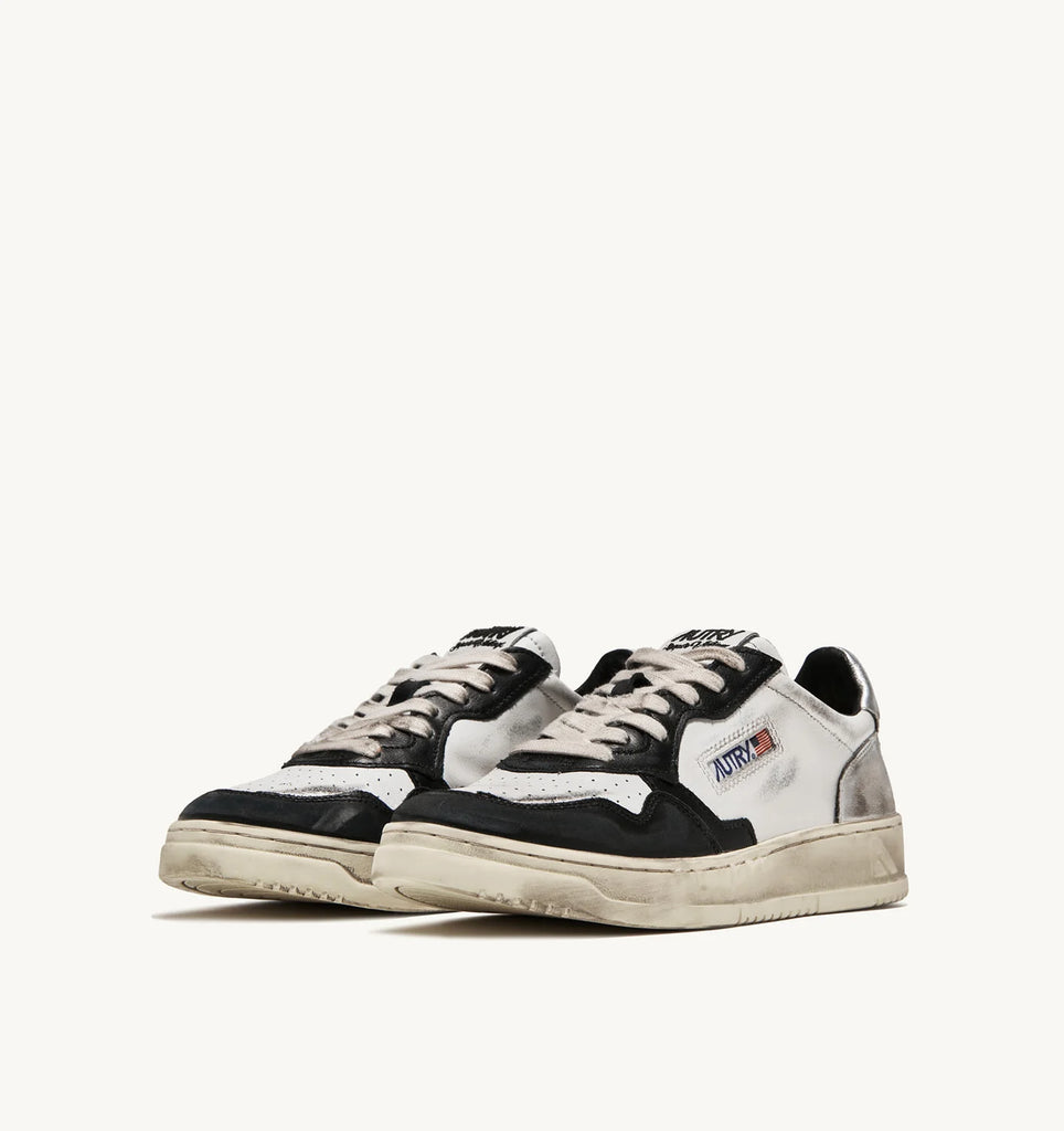 AUTRY Sneakers Medalist Low Super Vintage In Pelle Bianca Honey e Marrone