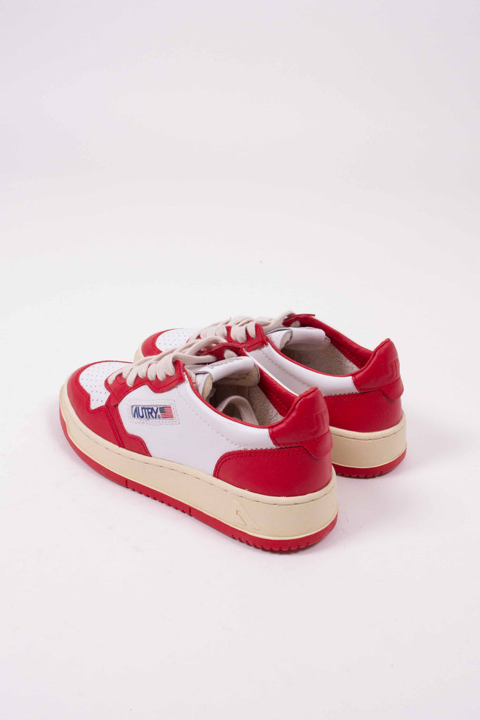 AUTRY SNEAKERS MEDALIST LOW IN PELLE BIANCO ROSSO