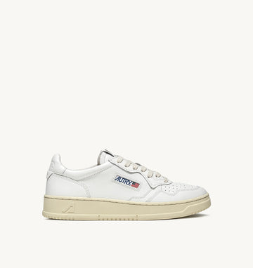 AUTRY Medalist Low Sneaker In Pelle Bianca