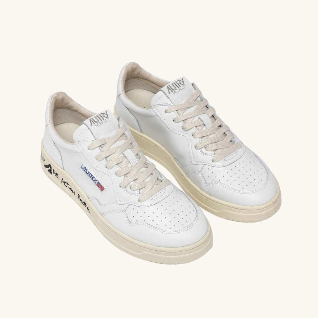 AUTRY Sneakers Medalist Low In Pelle Bianca