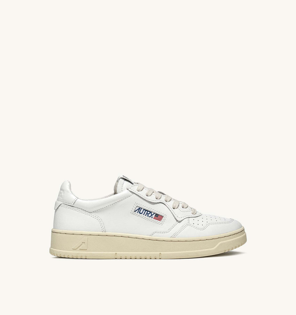 AUTRY Sneakers Medalist Low In Pelle Bianca