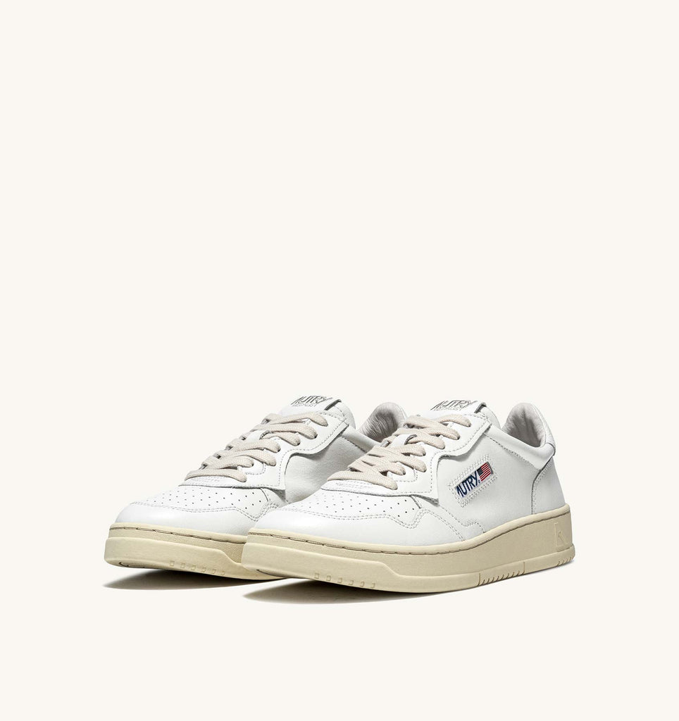 AUTRY Sneakers Medalist Low In Pelle Bianca