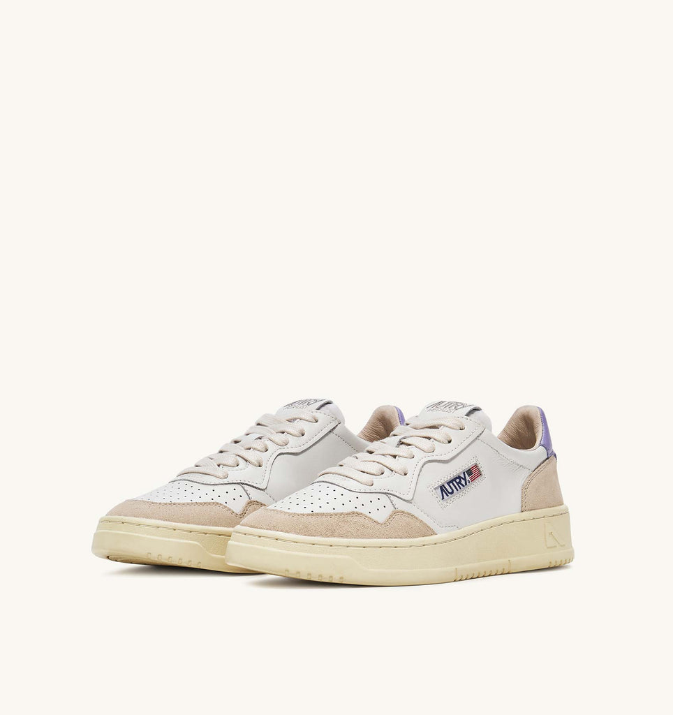 AUTRY Sneakers Medalist Low In Pelle E Suede Bianco E Lavanda